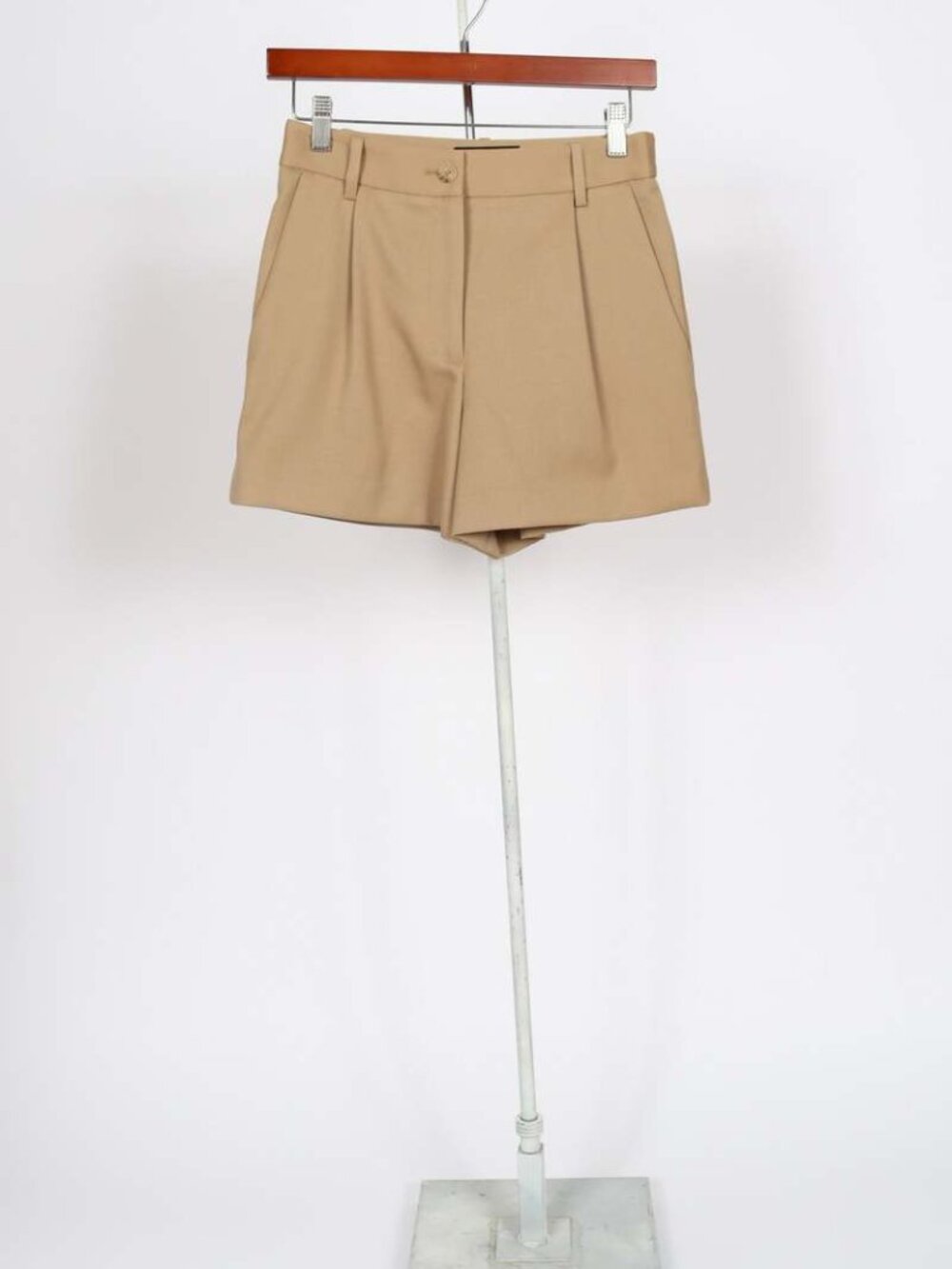 NWT Nili Lotan Beatrice Shorts Pleated 100% Virgin Wool khaki Women's Size 0